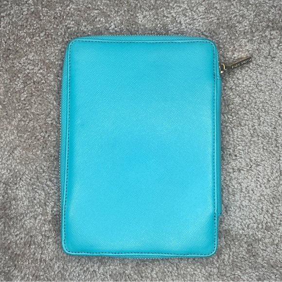 SOLD Tory Burch iPad Case - Picture 3 of 4